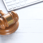 シニア婚活のトラブル対策マニュアル｜50代からの安心・安全な出会いのために