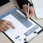 【シニア婚活】出会いが劇的に増える！魔法のプロフィールの書き方